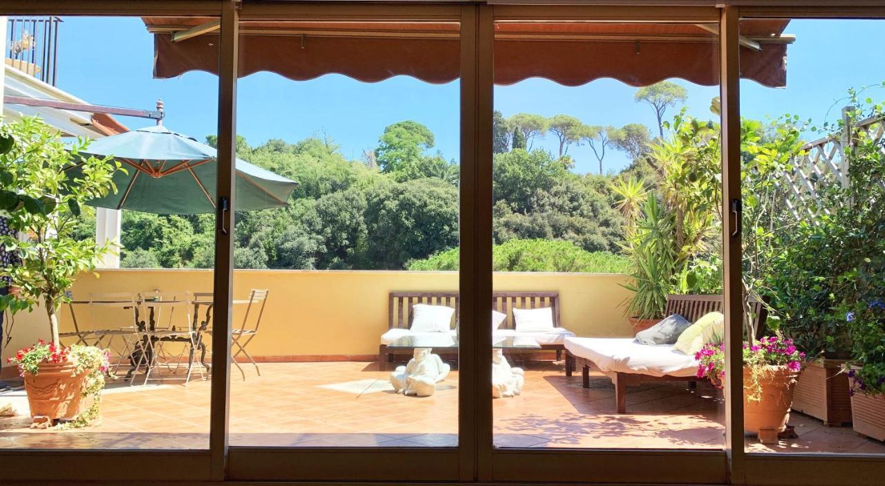 Willa La Terrazza Di Isabel Rzym Zewnętrze zdjęcie